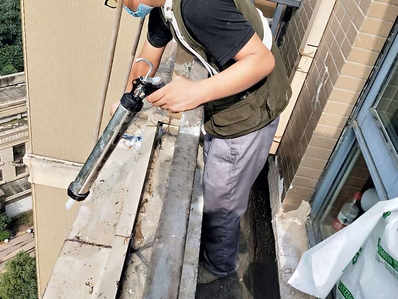 屋頂漏水收費標準,屋頂漏水師傅哪里找,屋頂漏水施工方案,屋頂漏水注意事項,屋頂漏水服務